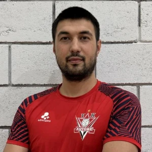 Нодирхан Кадирханов